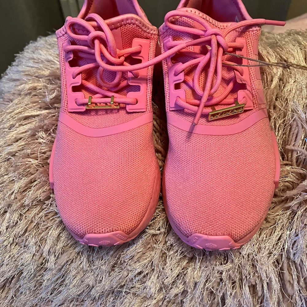 Women's Pink Athletic Shoes